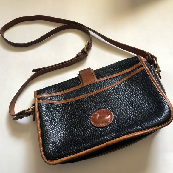 SALE Dooney & Bourke Purse - Picture 6 of 15